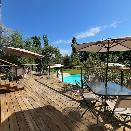 4 Star Gascon Retreat With Pool And Tennis Court Villa *