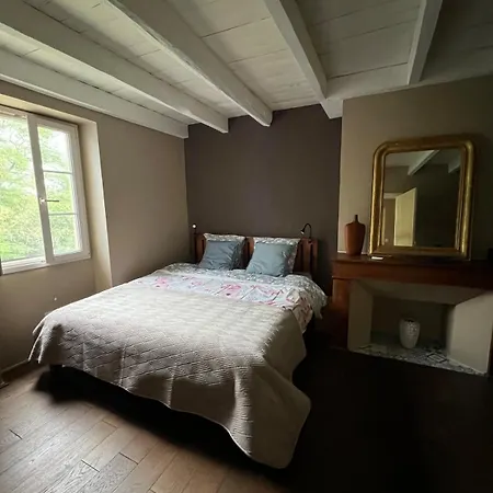 4 Star Gascon Retreat With Pool And Tennis Court Vila