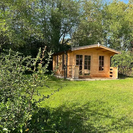 Vila 4 Star Gascon Retreat With Pool And Tennis Court Aignan