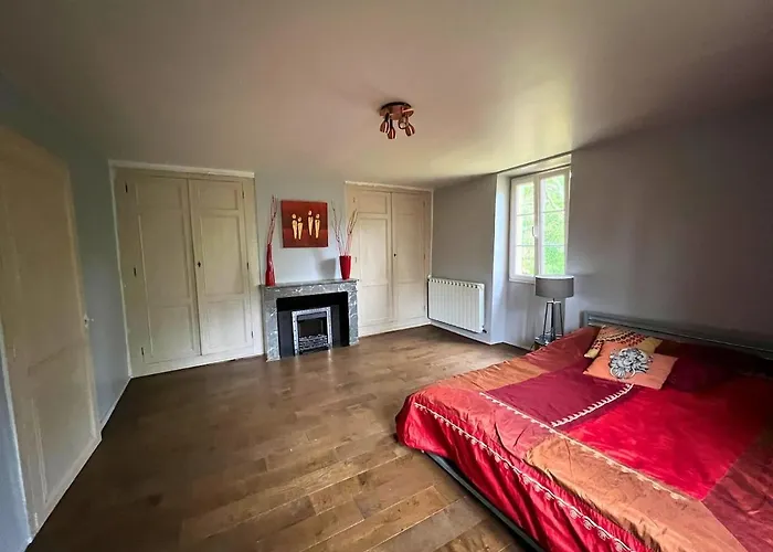 ヴィラ 4 Star Gascon Retreat With Pool And Tennis Court Aignan