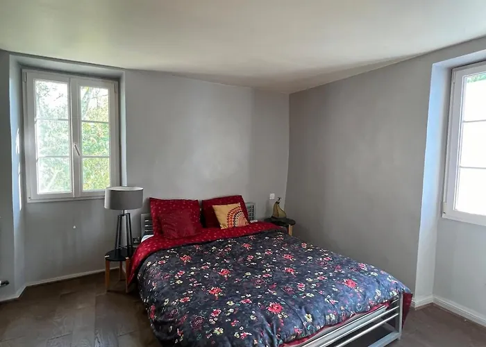 4 Star Gascon Retreat With Pool And Tennis Court * Aignan