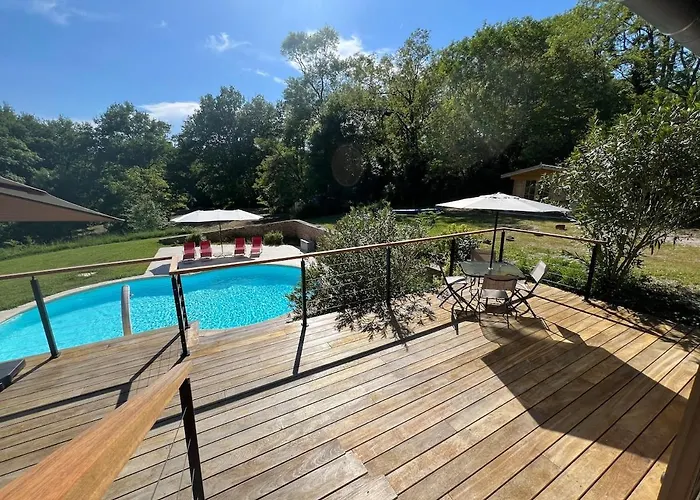 4 Star Gascon Retreat With Pool And Tennis Court ヴィラ *