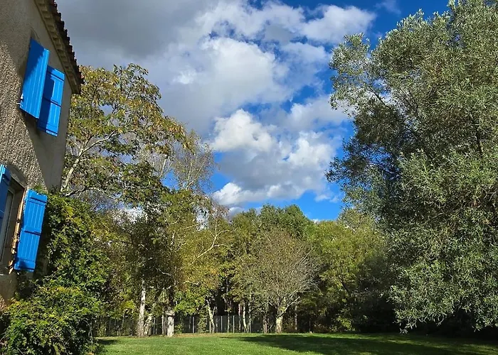 4 Star Gascon Retreat With Pool And Tennis Court Villa