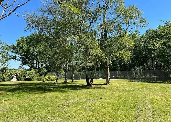 4 Star Gascon Retreat With Pool And Tennis Court Villa