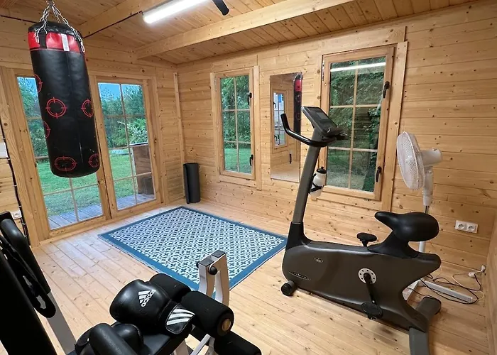 Villa 4 Star Gascon Retreat With Pool And Tennis Court *