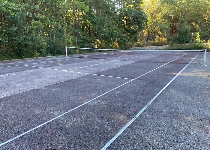 4 Star Gascon Retreat With Pool And Tennis Court ヴィラ *